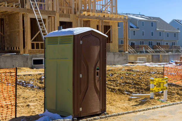 Porta potty delivery and setup in Willows, CA